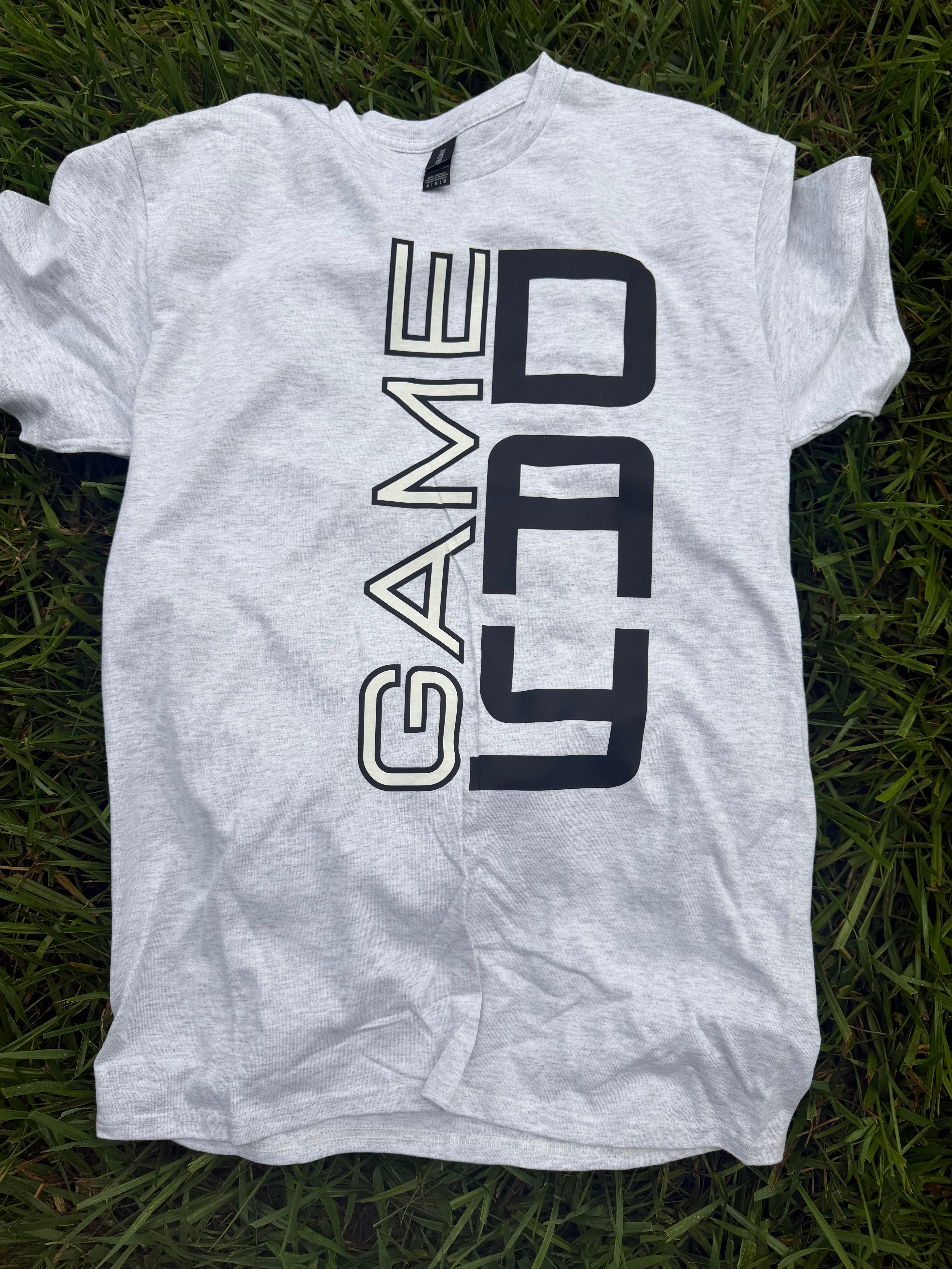 Game Day Graphic Tee

Gildan Softstyle® Unisex T-Shirt